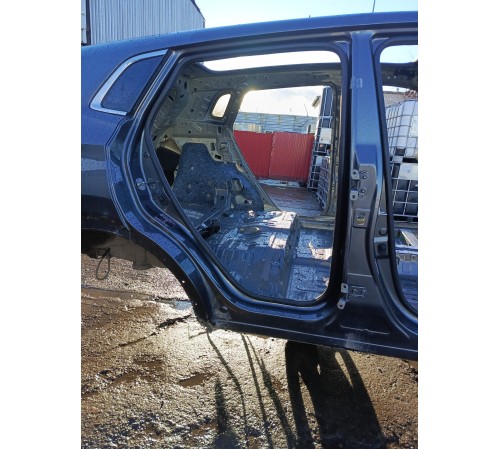 Порог со стойкой (правый)