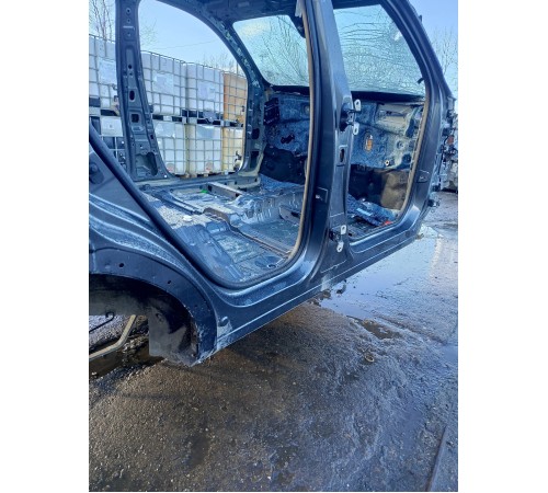 Порог со стойкой (правый)