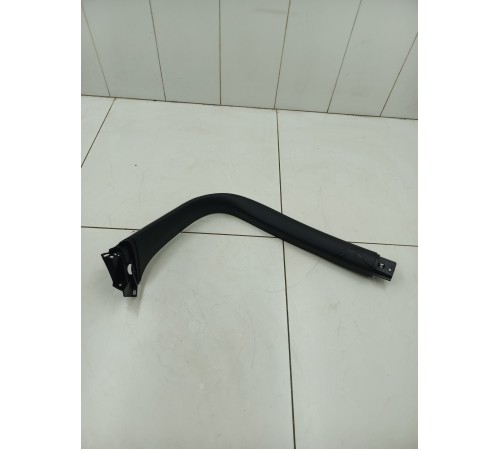 Обшивка двери багажника правая