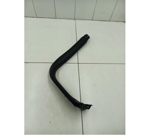 Обшивка двери багажника правая