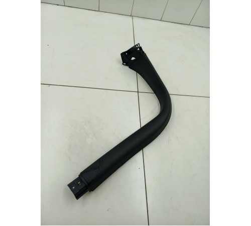 Обшивка двери багажника правая