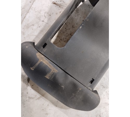 Накладка рулевой колонки нижняя