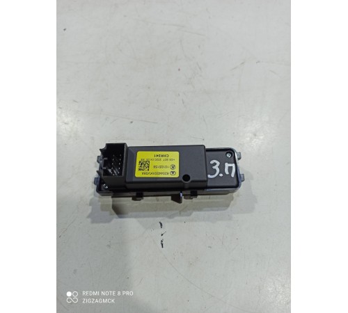 Модуль системы защиты от защемления стеклоподъемника задней правой двери