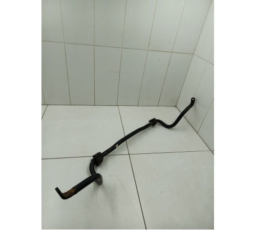 Стабилизатор передний