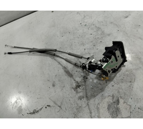 Замок двери задний правый