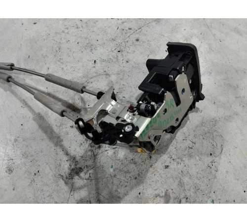 Замок двери задний правый