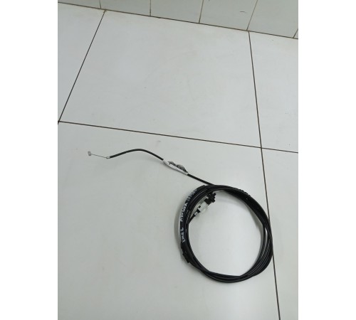 Трос лючка бензобака