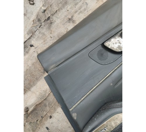 Обшивка двери задняя правая