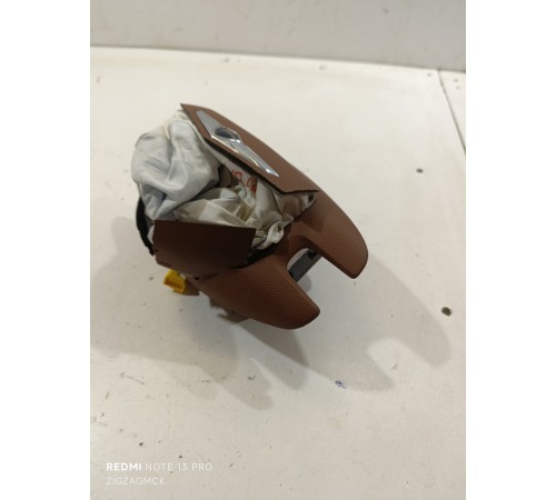 Подушка безопасности водителя 