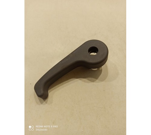 Ручка открывания капота