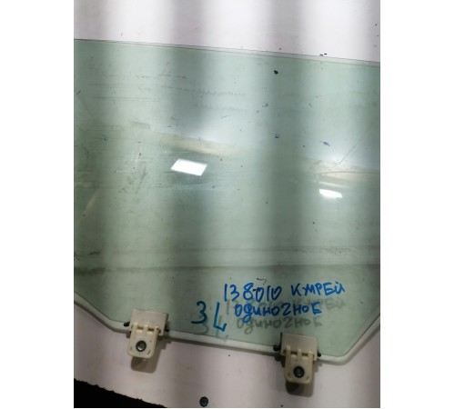 Стекло двери заднее левое