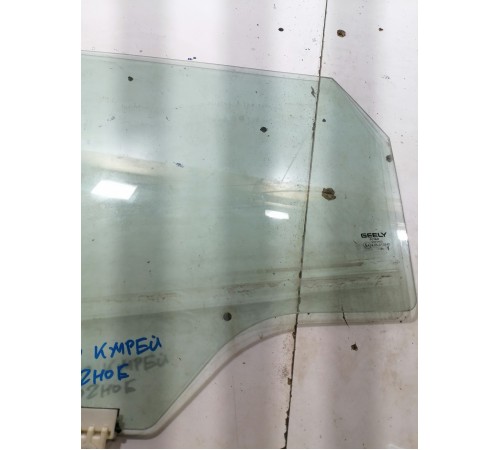 Стекло двери заднее левое