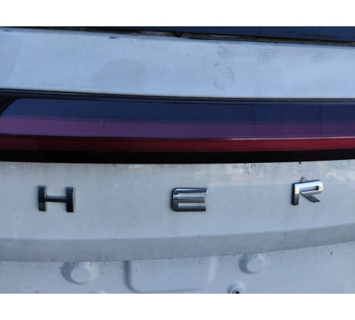 Задний стоп сигнал основной крышки багажника