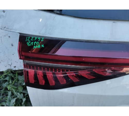 Задний стоп сигнал основной крышки багажника