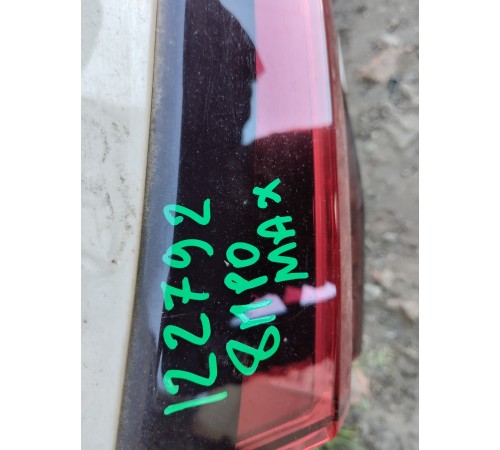 Задний стоп сигнал основной крышки багажника