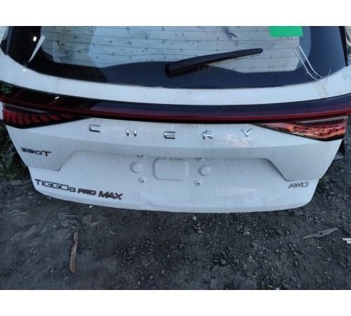 Задний стоп сигнал основной крышки багажника