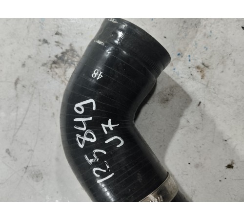 Патрубок системы охлаждения