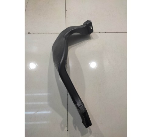 Воздуховод(правый)