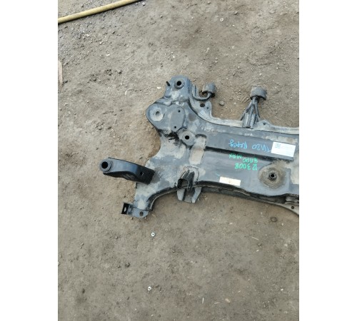 Балка подвески (подрамник) передняя