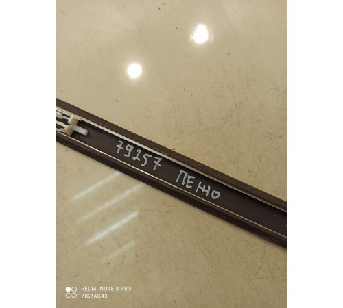 Молдинг крыши (левый)