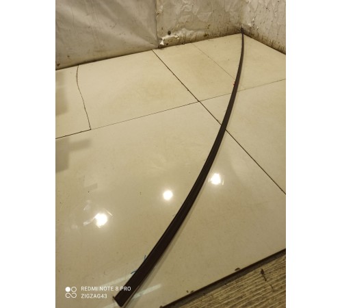 Молдинг крыши (левый)