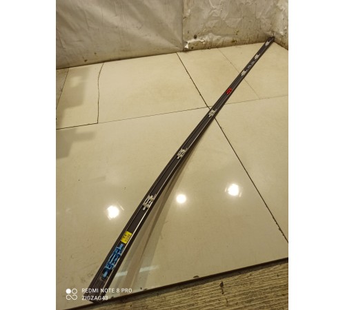 Молдинг крыши (левый)