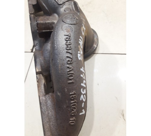 Коллектор выпускной (правый)