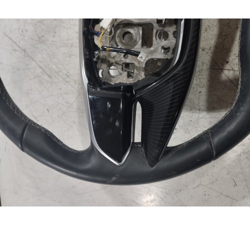 Рулевое колесо (руль)