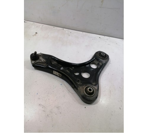 Рычаг подвески передний правый