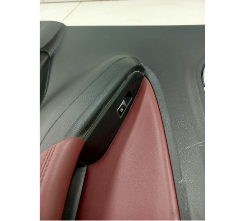 Обшивка двери задняя правая