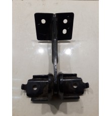 Кронштейн сиденья (задний центральный)