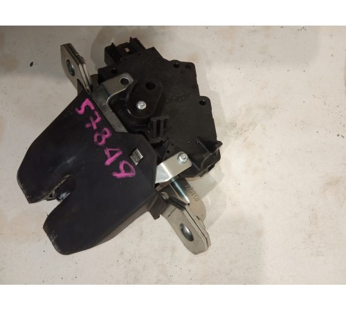 Замок багажника