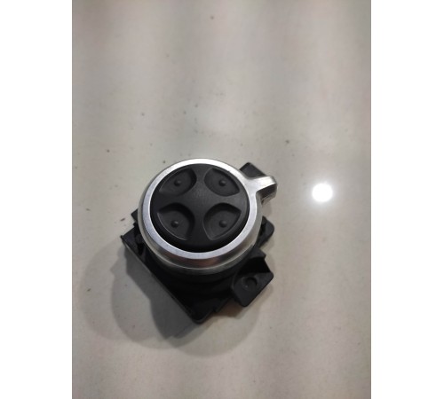 Переключатель регулировки сиденья (передний левый)