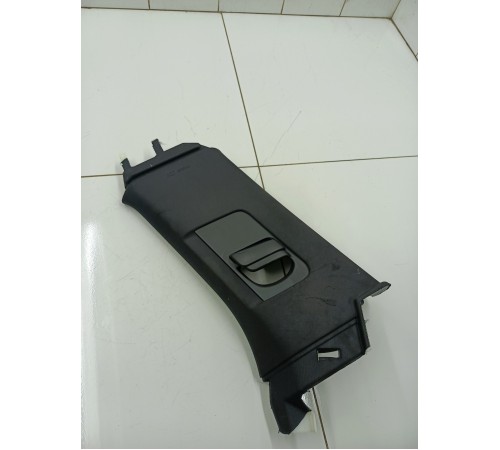 Обшивка стойки задняя правая