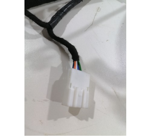 Электропроводка двери передняя левая