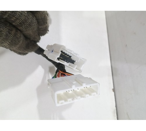 Электропроводка двери передняя левая