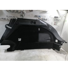 Обшивка багажника правая