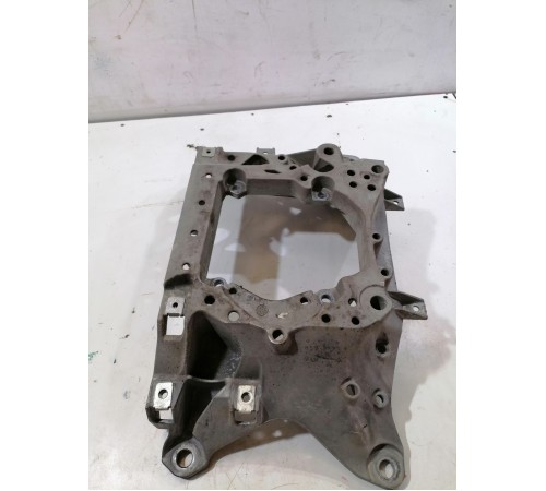 Кронштейн АКПП, траверса