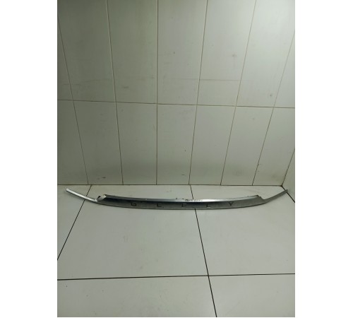 Накладка крышки багажника