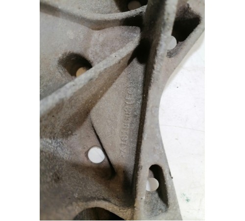 Кронштейн АКПП, траверса