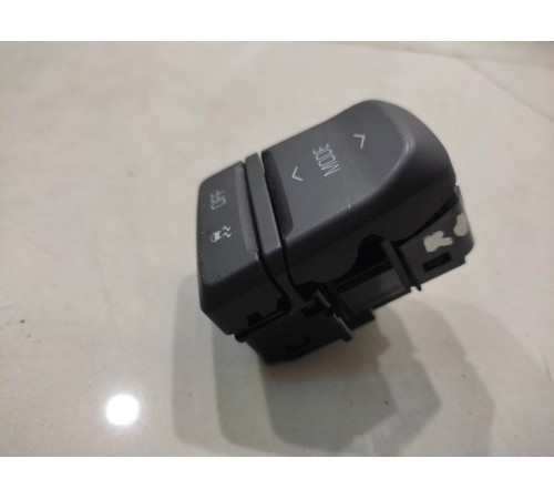 Кнопка антипробуксовочной системы