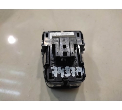 Кнопка антипробуксовочной системы