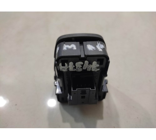 Кнопка антипробуксовочной системы