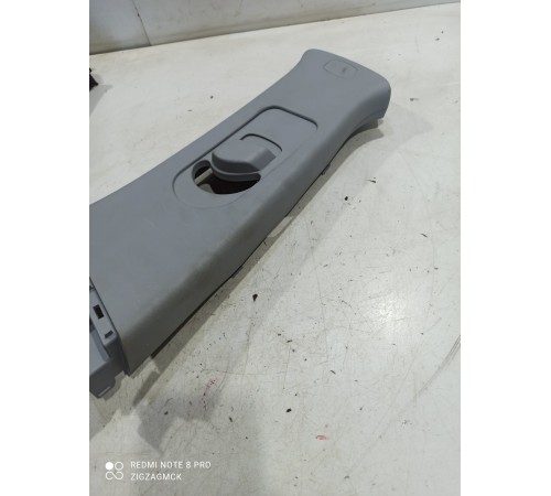 Обшивка центральной стойки(левая верхняя)