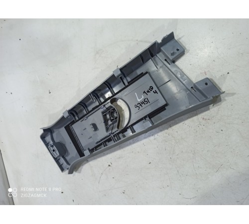 Обшивка центральной стойки(левая верхняя)