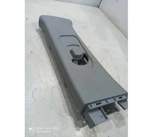 Обшивка центральной стойки(левая верхняя)