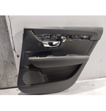 Обшивка двери (задняя правая)