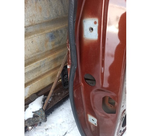 Дверь (задняя, правая)