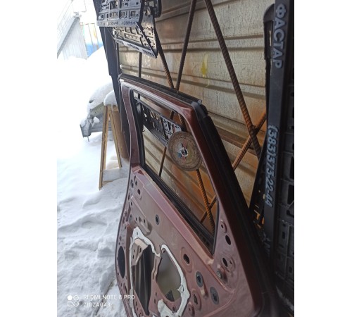 Дверь (задняя, правая)