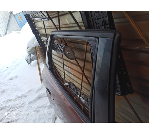 Дверь (задняя, правая)